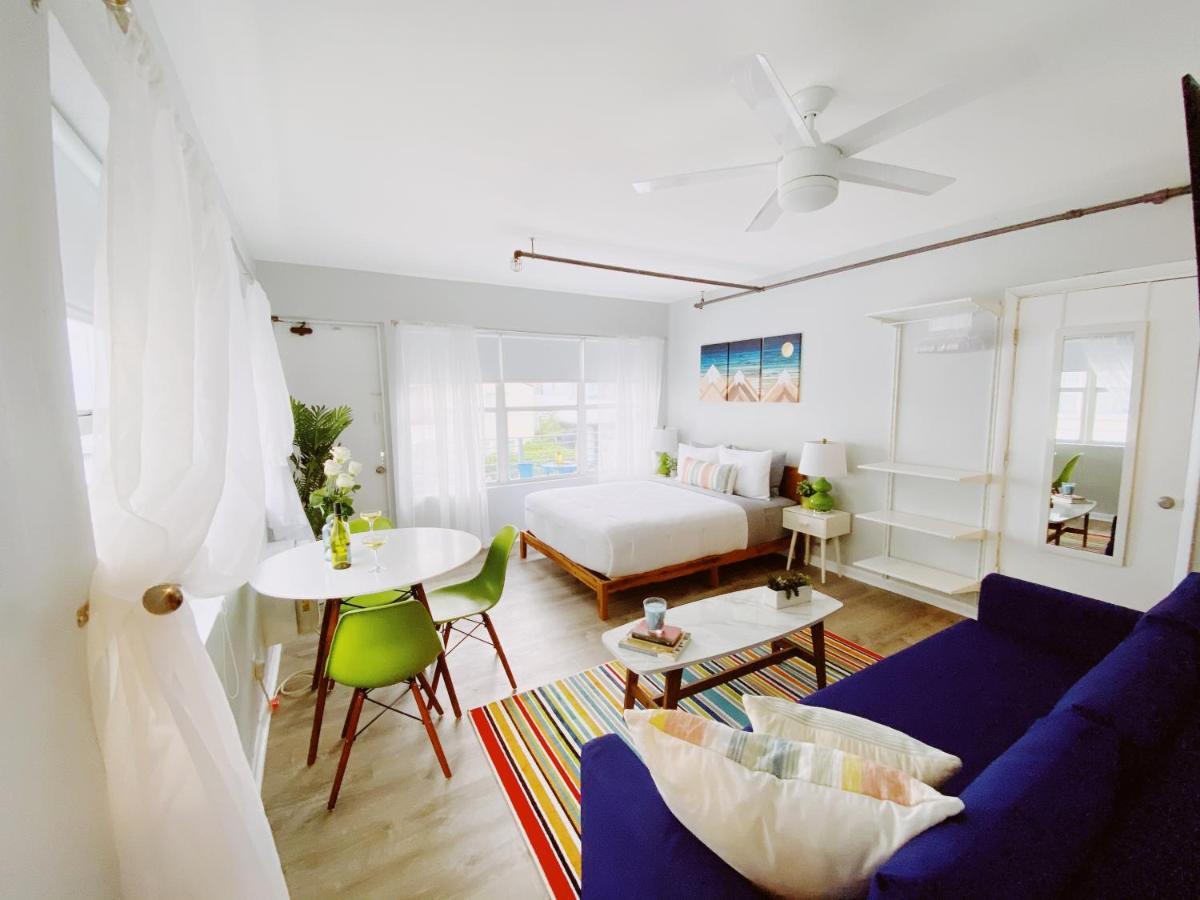 Apartamento com Varanda