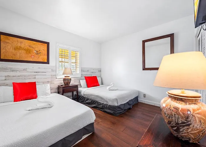 Vacation rental: South Beach Suites In Ocean Drive