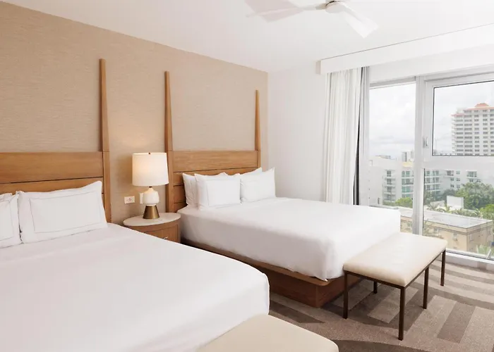 Family resorts Hilton Cabana Miami Beach